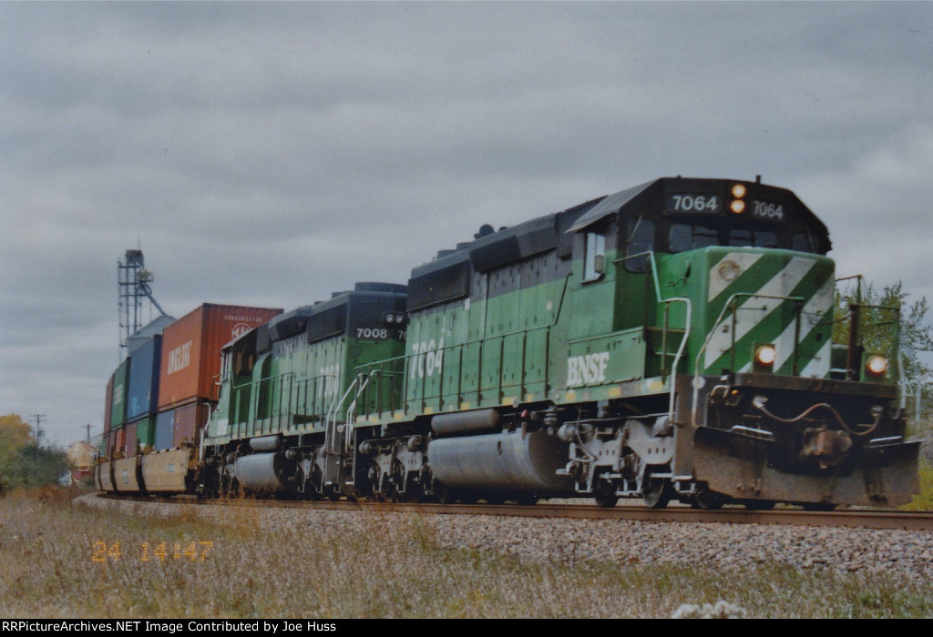 BNSF 7064 East